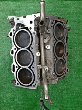 БЛОК ДВИГАТЕЛЯ НА TOYOTA ESTIMA GSR50 2GR-FE