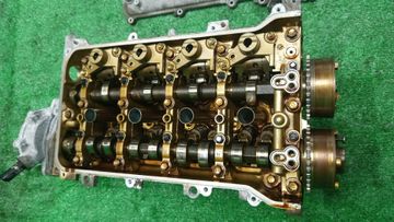 ГОЛОВКА БЛОКА НА TOYOTA ISIS ZGM10G 2ZR-FAE