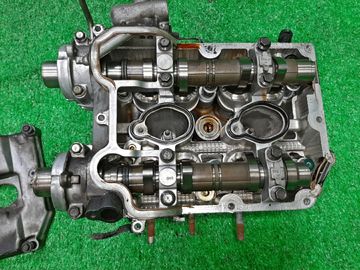 ГОЛОВКА БЛОКА НА SUBARU LEGACY BP5 EJ204