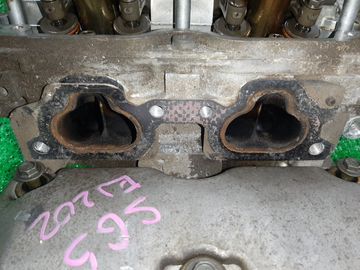 ГОЛОВКА БЛОКА НА SUBARU FORESTER SG5 EJ202