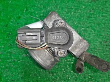 ДРОССЕЛЬНАЯ ЗАСЛОНКА НА MAZDA DEMIO DW3W B3