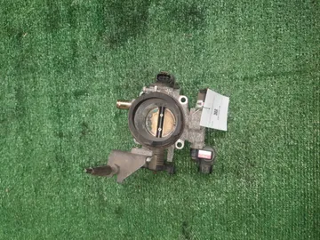 ДРОССЕЛЬНАЯ ЗАСЛОНКА НА TOYOTA WISH ZNE14G 1ZZ-FE