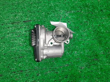 ДРОССЕЛЬНАЯ ЗАСЛОНКА НА SUZUKI HUSTLER MR92S R06D