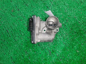 ДРОССЕЛЬНАЯ ЗАСЛОНКА НА SUZUKI SPACIA MK53S R06A