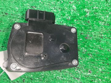 ДРОССЕЛЬНАЯ ЗАСЛОНКА НА SUZUKI SPACIA MK53S R06A