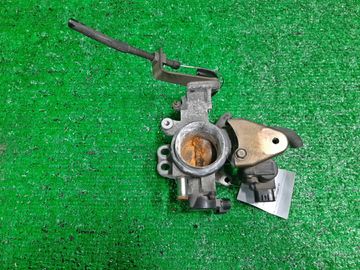 ДРОССЕЛЬНАЯ ЗАСЛОНКА НА DAIHATSU TERIOS J102G K3-VE