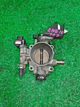 ДРОССЕЛЬНАЯ ЗАСЛОНКА НА TOYOTA WISH ZNE10G 1ZZ-FE