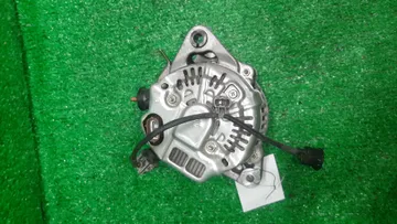 ГЕНЕРАТОР НА TOYOTA CALDINA AT211G 7A-FE