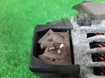 ГЕНЕРАТОР НА TOYOTA ESTIMA ACR50W 2AZ-FE