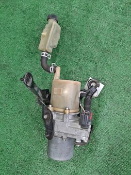 НАСОС ГИДРОУСИЛИТЕЛЯ НА MAZDA AXELA BL5FW ZY-VE