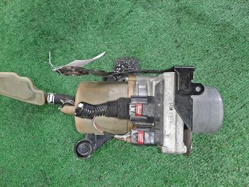 НАСОС ГИДРОУСИЛИТЕЛЯ НА MAZDA AXELA BL5FW ZY-VE