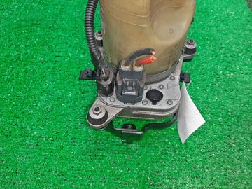 НАСОС ГИДРОУСИЛИТЕЛЯ НА VOLVO V50 MW43