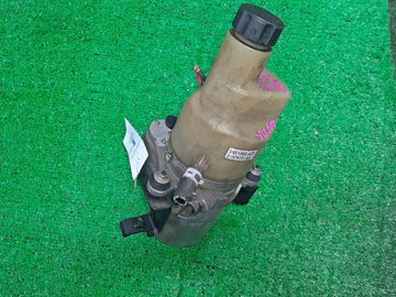 НАСОС ГИДРОУСИЛИТЕЛЯ НА VOLVO V50 MW43