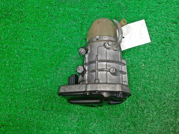 НАСОС ГИДРОУСИЛИТЕЛЯ НА VOLVO V60 FW48