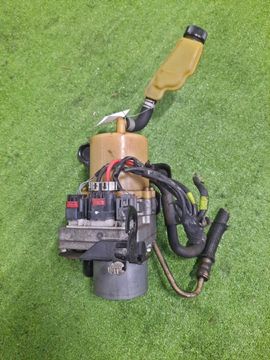 НАСОС ГИДРОУСИЛИТЕЛЯ НА MAZDA AXELA BKEP LF-VE