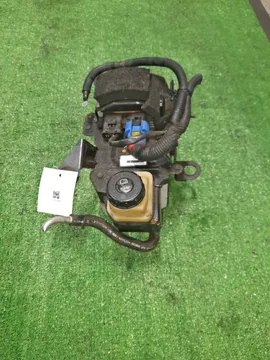 НАСОС ГИДРОУСИЛИТЕЛЯ НА NISSAN ELGRAND TNE52 QR25DE