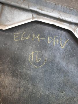 БАМПЕР НА BMW 525I E60