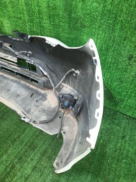 БАМПЕР НА NISSAN SERENA C26