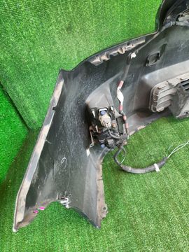 БАМПЕР НА TOYOTA PRIUS ZVW30