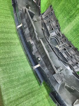 БАМПЕР НА TOYOTA PRIUS ZVW30