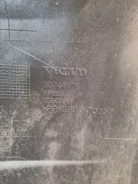 БАМПЕР НА VOLVO V50 MW43