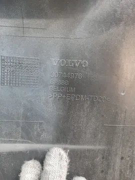 БАМПЕР НА VOLVO V50 MW43