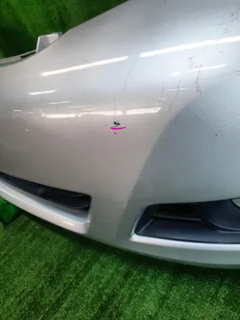 БАМПЕР НА TOYOTA ISIS ZNM10G