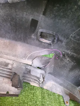 БАМПЕР НА TOYOTA PRIUS ZVW30