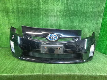 БАМПЕР НА TOYOTA PRIUS ZVW30