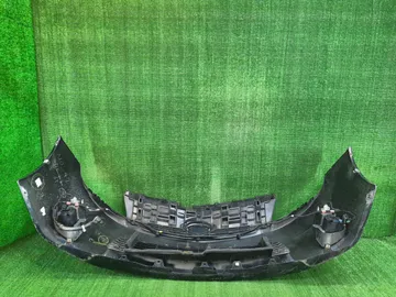 БАМПЕР НА TOYOTA PRIUS ZVW30