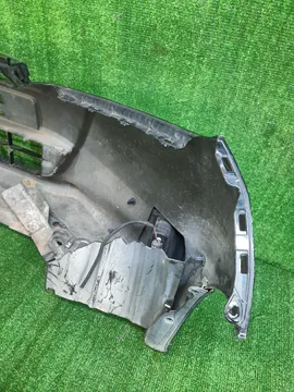 БАМПЕР НА HONDA FIT GP1