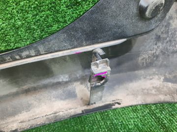 БАМПЕР НА MAZDA DEMIO DY3W