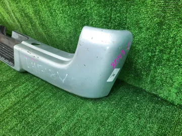 БАМПЕР НА TOYOTA HIACE LH178V