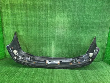 БАМПЕР НА NISSAN GLORIA MY34