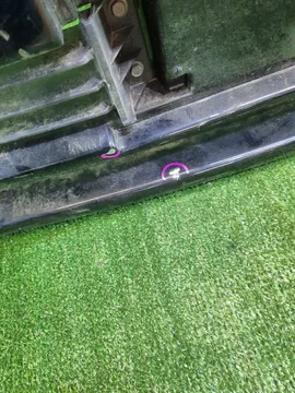 БАМПЕР НА NISSAN GLORIA MY34