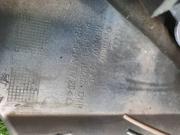 БАМПЕР НА AUDI A6 4F2