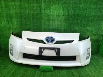 БАМПЕР НА TOYOTA PRIUS ZVW30