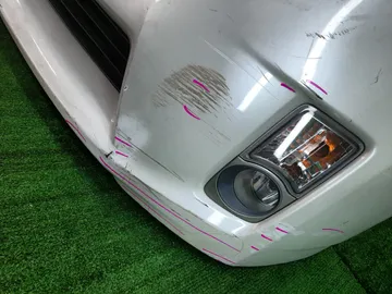 БАМПЕР НА TOYOTA PRIUS ZVW30