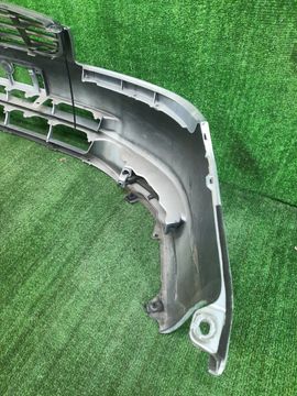 БАМПЕР НА TOYOTA COROLLA NZE121