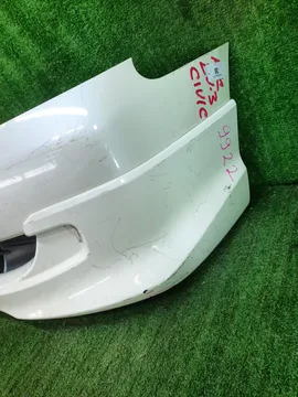 БАМПЕР НА HONDA CIVIC EU3