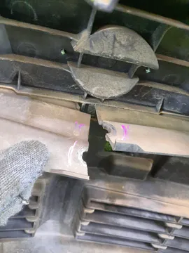 БАМПЕР НА NISSAN WINGROAD Y11