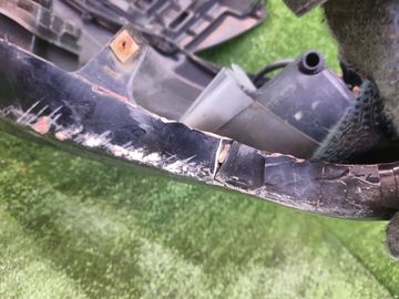 БАМПЕР НА TOYOTA PRIUS ZVW30