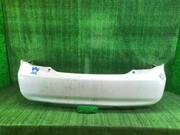 БАМПЕР НА TOYOTA COROLLA  AXIO NZE141
