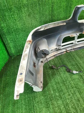 БАМПЕР НА NISSAN LIBERTY RM12