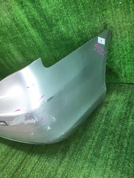 БАМПЕР НА TOYOTA COROLLA  AXIO NZE141