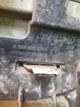 БАМПЕР НА MERCEDES-BENZ C-CLASS W203