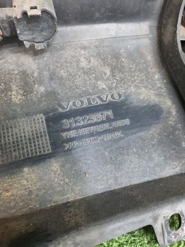 БАМПЕР НА VOLVO V60 FW48