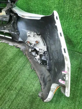 БАМПЕР НА MAZDA AXELA BM6FJ