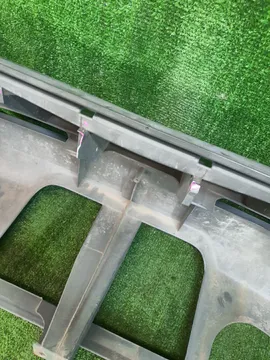 БАМПЕР НА NISSAN VANETTE SK82VN