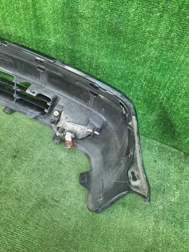 БАМПЕР НА TOYOTA PROGRES JCG10